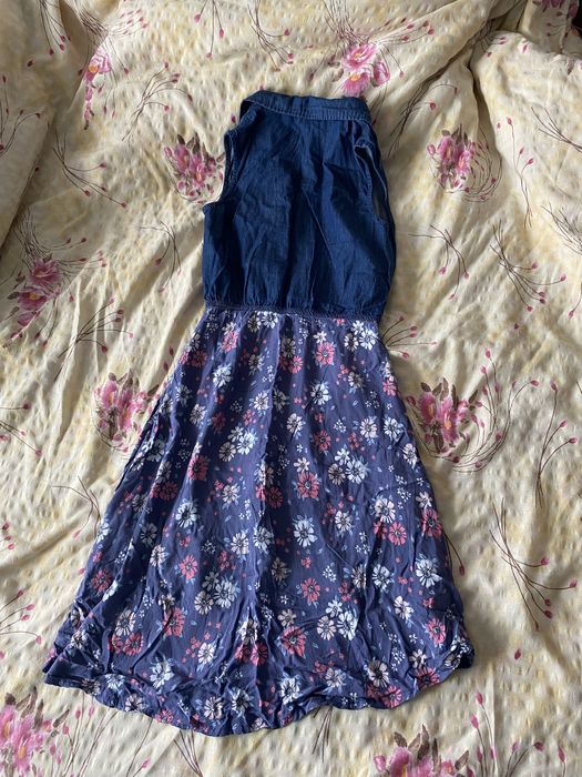 rochie cu trena , marimea XS-S