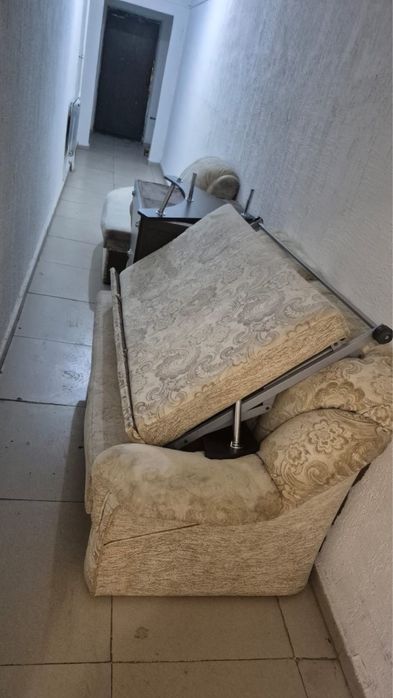 Продам угловой диван