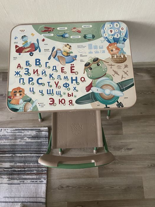 Детский стол со стульчиком
