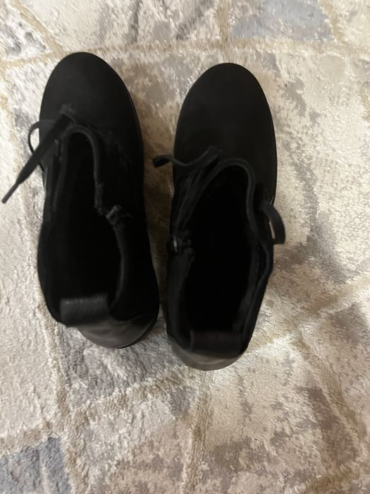 срочно продам обувь