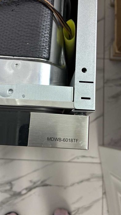 Посудомоечная машина Midea MDWB-6018TF