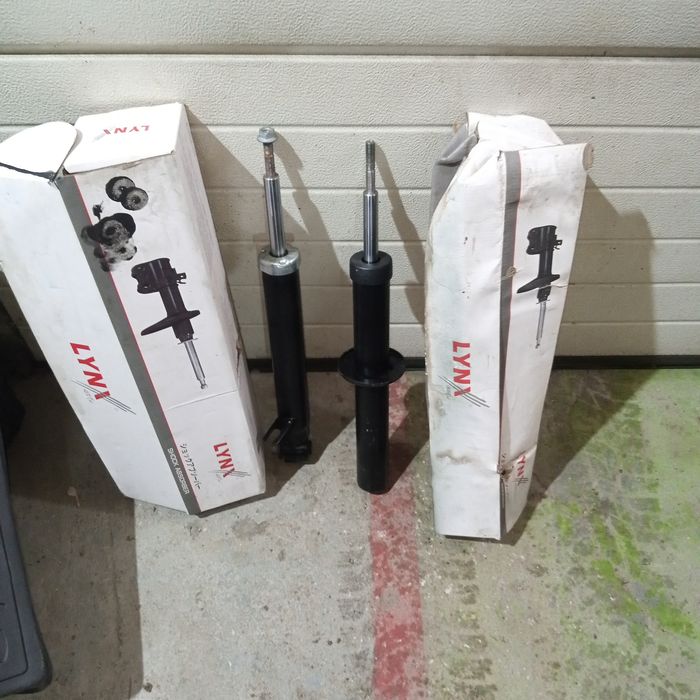 Продам амортизаторы (стойки) на БМВ Х5 е70