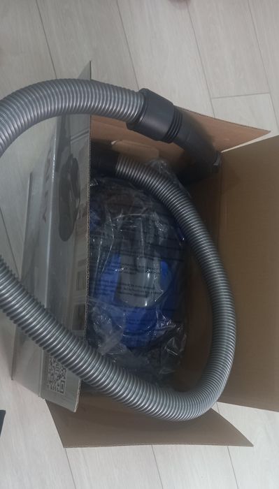 Продаётся новый пылесос Haley