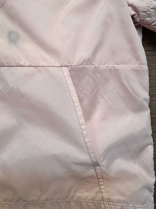 Спортен топ Nike, размер М за ръст до 146 см.