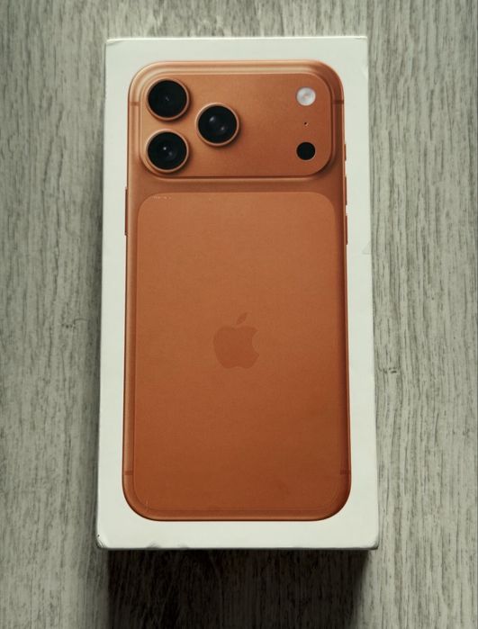 Vand iphone 17 pro max 256gb