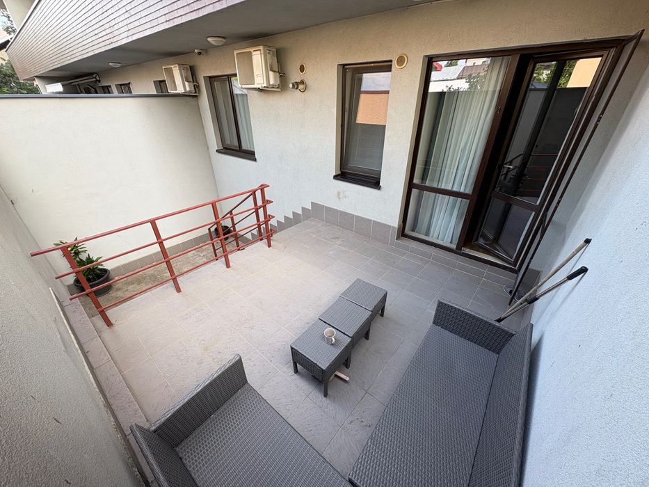 Inchiriez apartament zona Baneasa