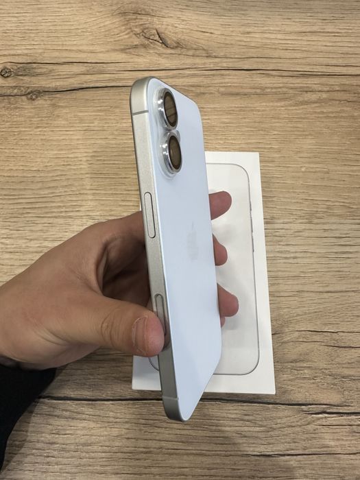 Iphone 16, 256gb (92%)