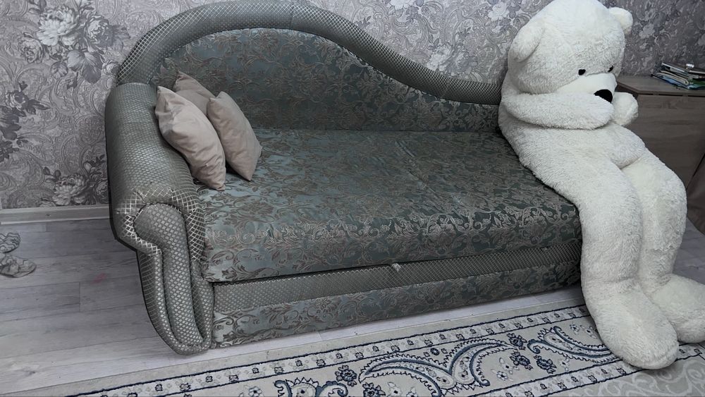 Продам диван - тахта !