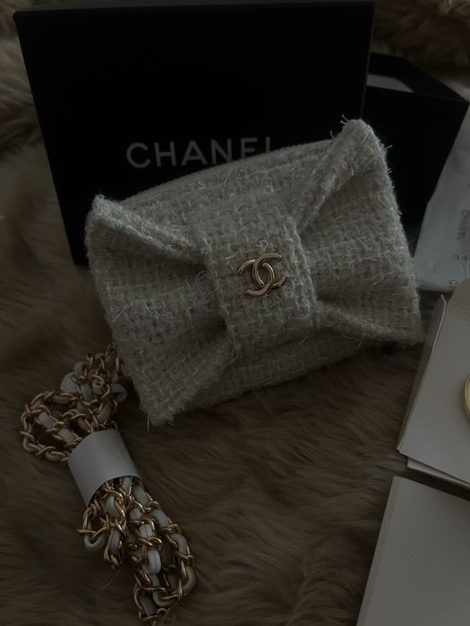 Налична чанта тип портмоне и държач Chanel