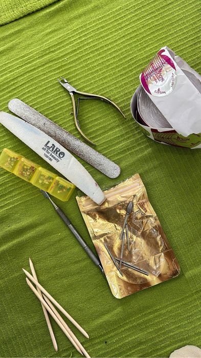 маникюрный набор для начинающих мастерова