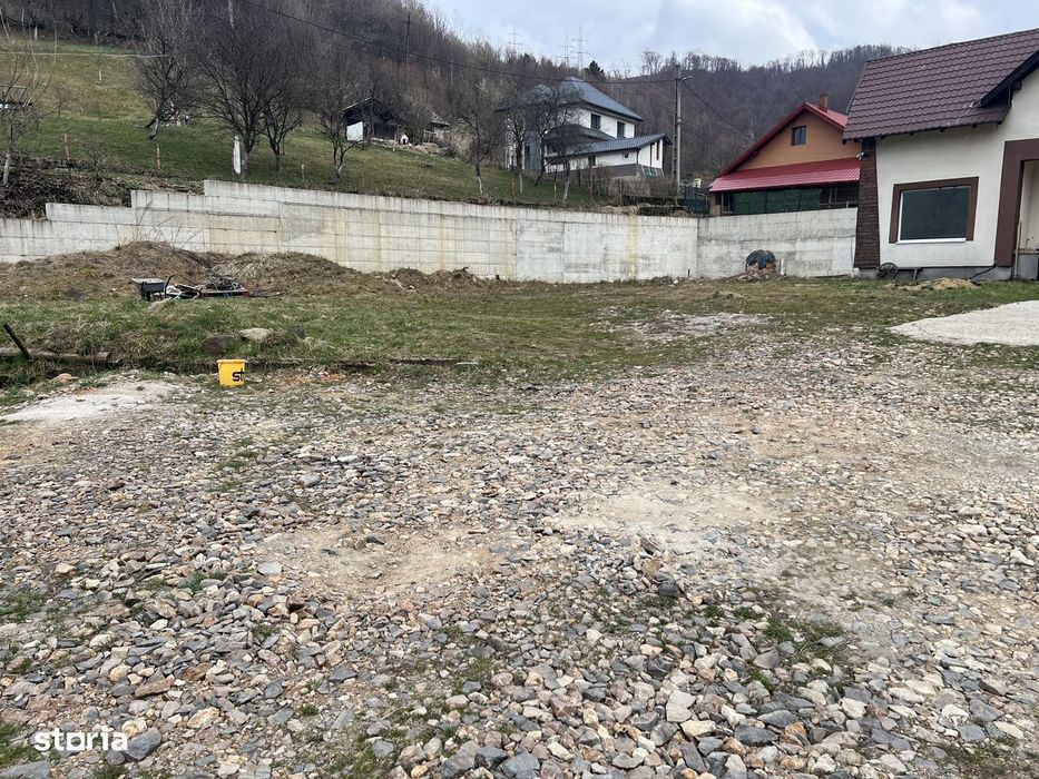 Atentie,Oferta De Neratat!!! Proprietate Aproape De Pârtia De Schi