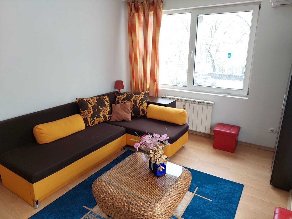 Дава се под наем Двустаен апартамент в София, Лозенец - 60 кв.м за 590 € - Снимка #5