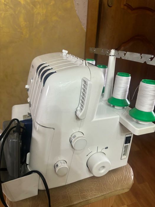 Оверлог brother 4234D