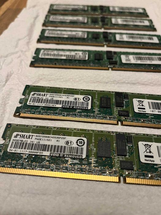 Memorii RAM Server DDR4 ECC RDIMM 16-32GB