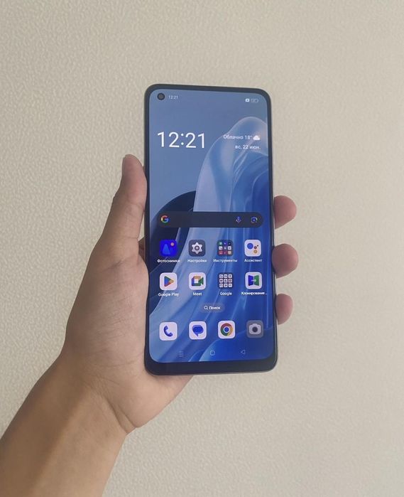 Oppo Reno 7 почти новая