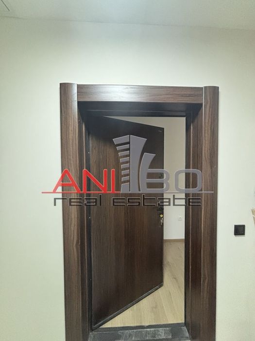 Продава се Двустаен апартамент в Варна, Бриз - 67 кв.м за 1355 €/кв.м - Снимка #2