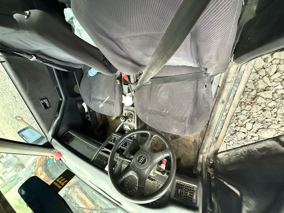 Audi 80 b4 1.8i 75кс На Части