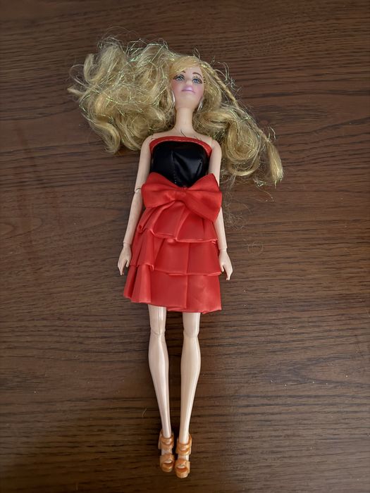 Куклы barbie разные