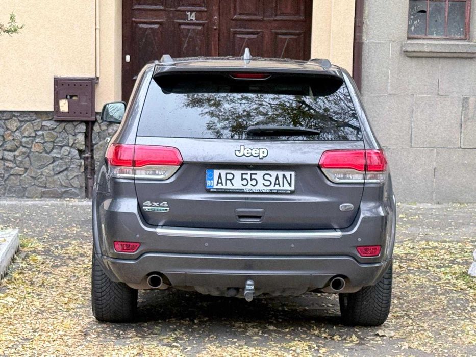 Jeep Grand Cherokee Overland 4x4 3.0L 250 Cp CRD