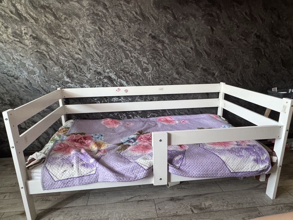 Детская кравать с ящиками