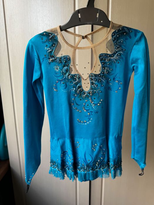 Костюм гимнастический