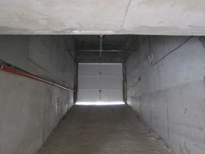 Паркомясто под наем