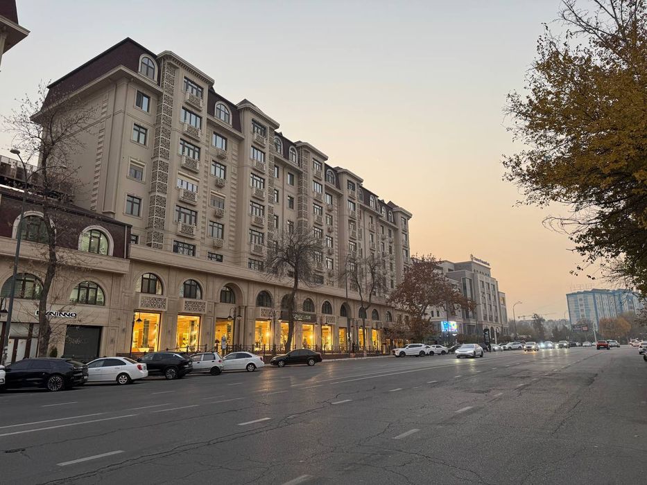 Аренда помещения Golden House Новомосковский 252 м². Вдоль дороги