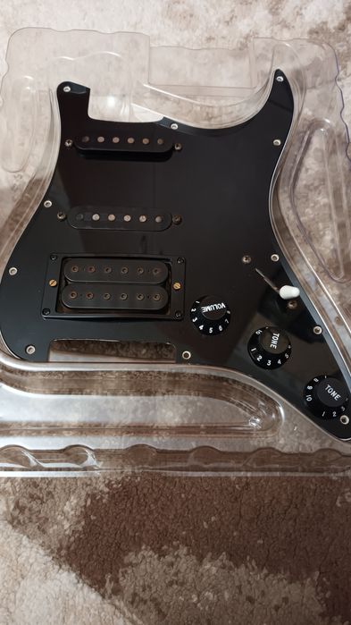 Loaded guitar pickguard Fender