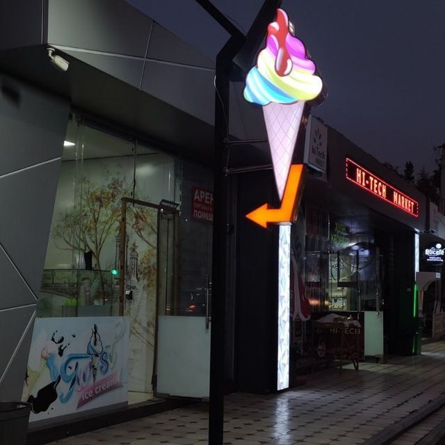 Muzqaymoq Reklama uchun yonadi 100$