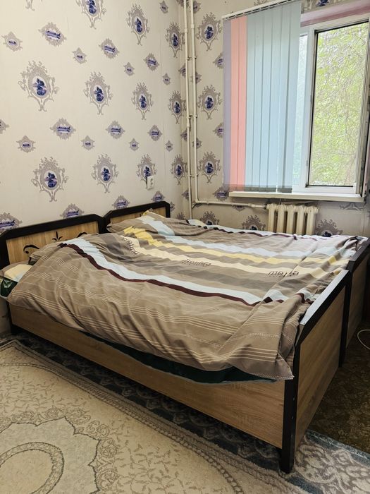 Продаю кровать со шкафом