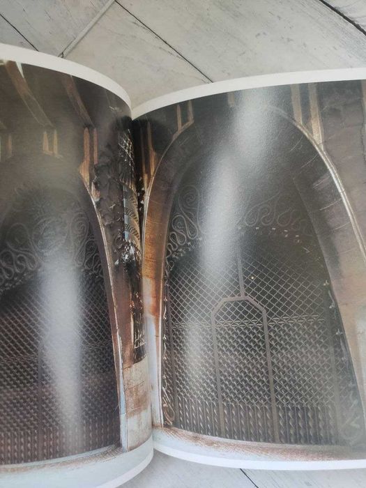 Гауди "Лучшие здания"