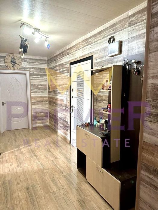 Продава се Тристаен апартамент в Добрич, Център - 90 кв.м за 652 €/кв.м - Снимка #7