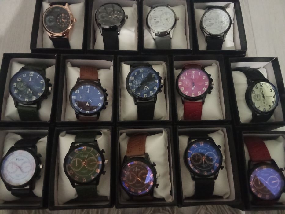 Часы ручные новые