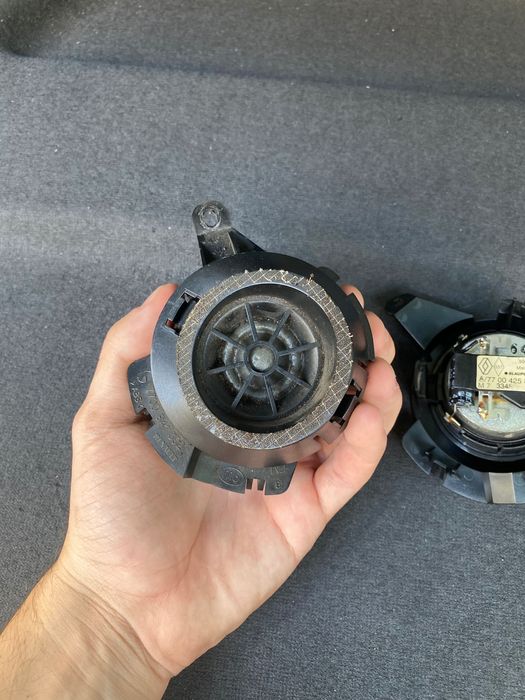 Пищялки тонколонки за Рено Меган