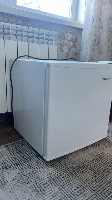 Продам холодильник DaUscher