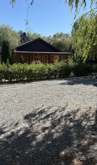 Cabană de vânzare!