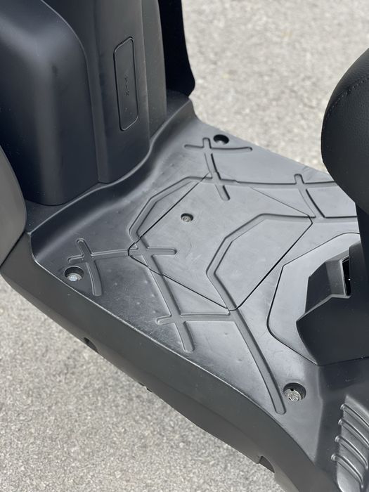 Скутер|Мотоциклет Kymco Agility Carry 125 - РЕГИСТРИРАН !