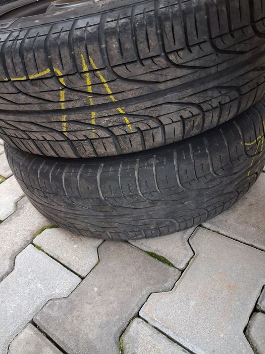 Две гуми MICHELIN 225/55/R16   99W и две PIRELLI 185/60 R15 88H