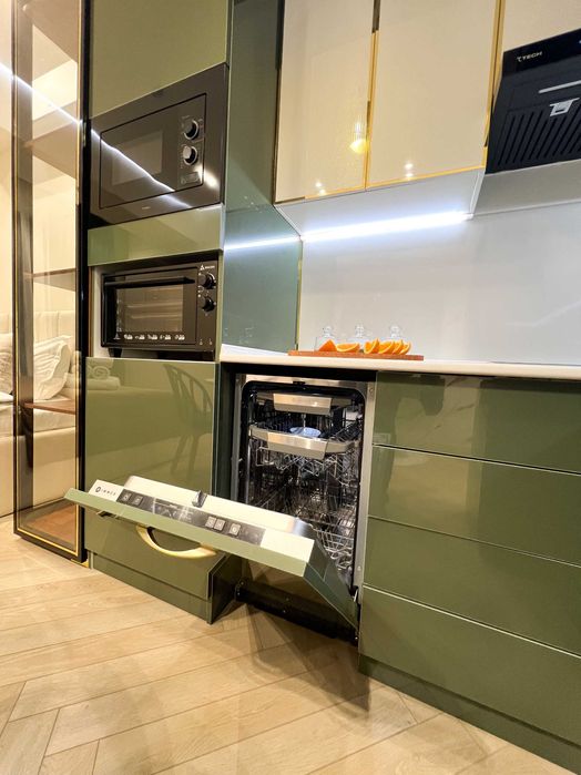 Светлая дизайнерская студия на 16 этаже в ЖК Modera Towers суточно