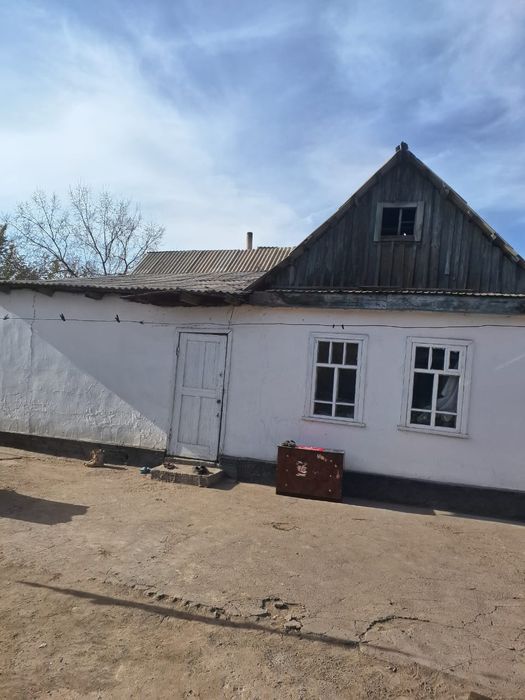 16 соттық жер үйімен сатылады