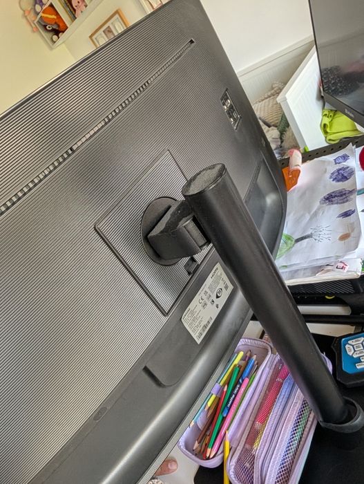 Monitor wide samsung 34 inci