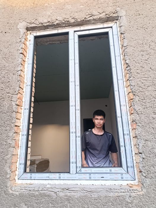 Пластик терезе, есік