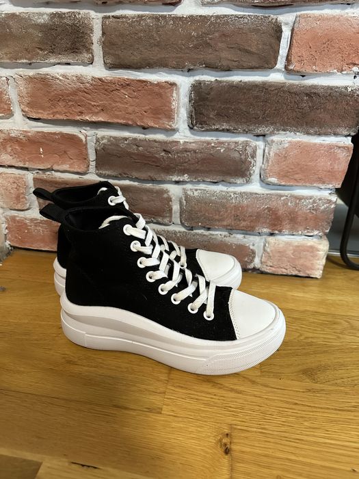 Високи кецове тип Converse