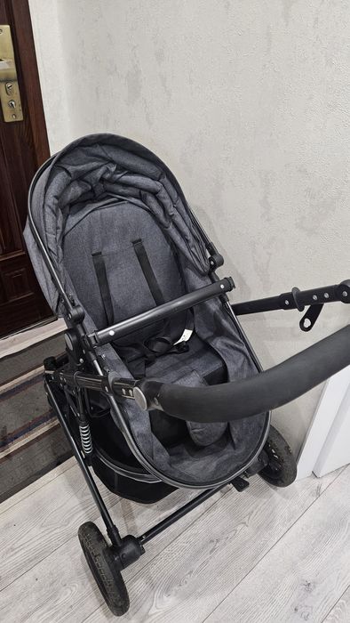 Продам коляску для прогулки