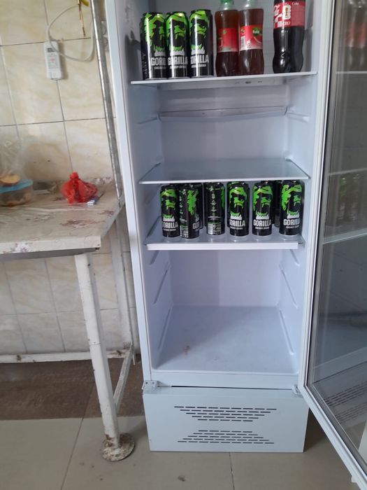 Холодильник б/у хорошем состоянии