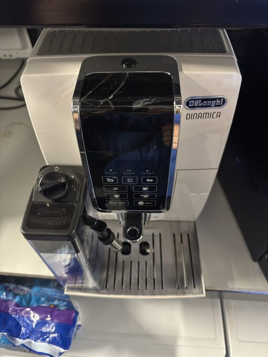 Espressor automat De’Longhi Dinamica ECAM350.35.W