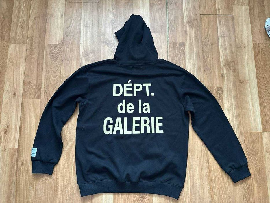 Hanorac Gallery Dept cu eticheta (nu Nike, Gucci, Adidas, Balenciaga)