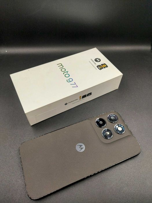 Hope Amanet P5-Motorola G77 , Black Olive ,256GB/8GB , NOU !