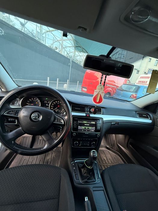 SKODA Superb 2014 — imagine 4