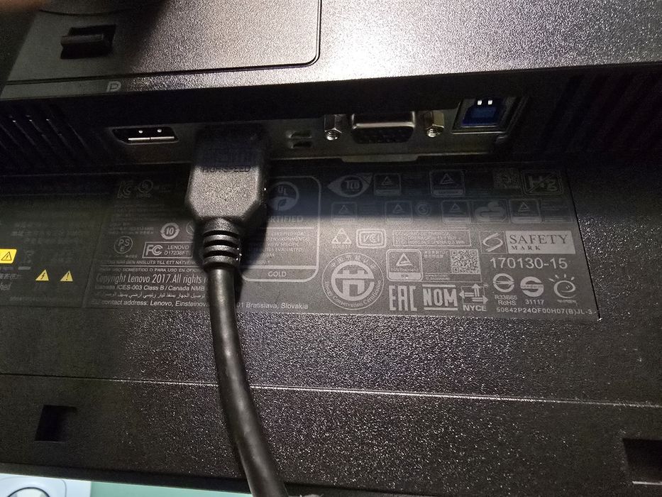 Монитор Lenovo 24 инча T24v-10